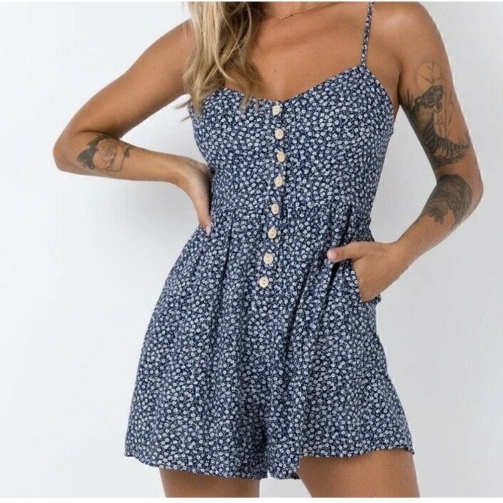 Princess Polly Navy Blue White Floral Button-Down Sleeveless Romper Size 2